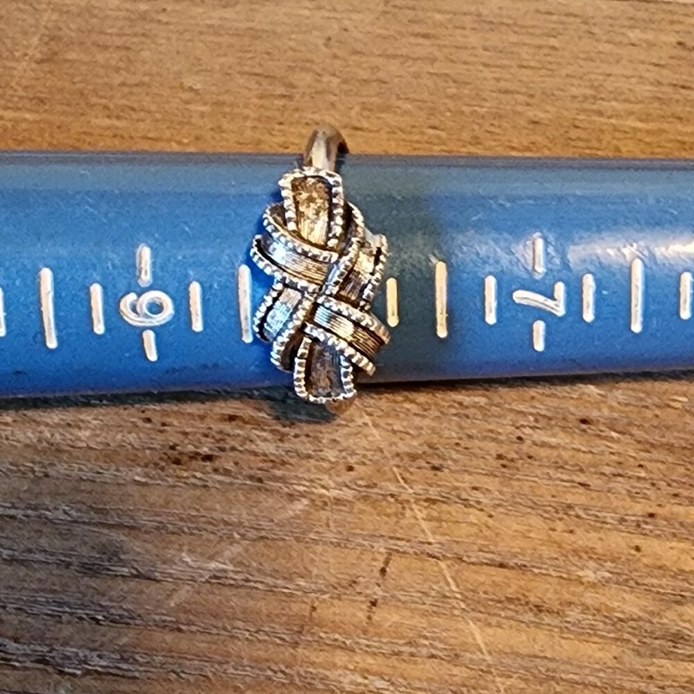 Avon Ribbon Ring - Picture 6 of 7